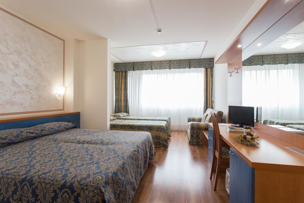 Hotel Airmotel 3*